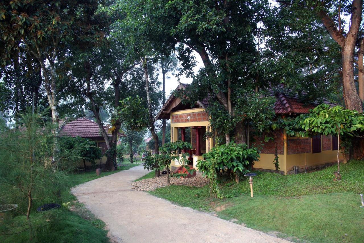 Agraharam Resorts Thirunelly Exteriör bild